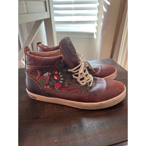 Inkkas size 10 camping boots sneakers shoes - Picture 1 of 4